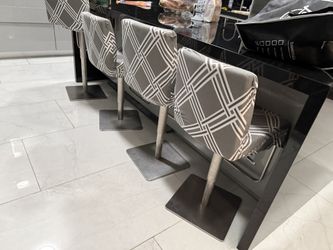4 Adjustable Stainless Steel Bar Stools