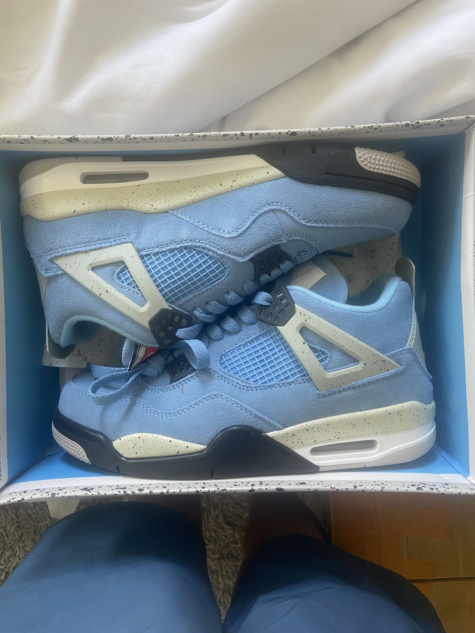 jordan 4 unc blue like new size 10