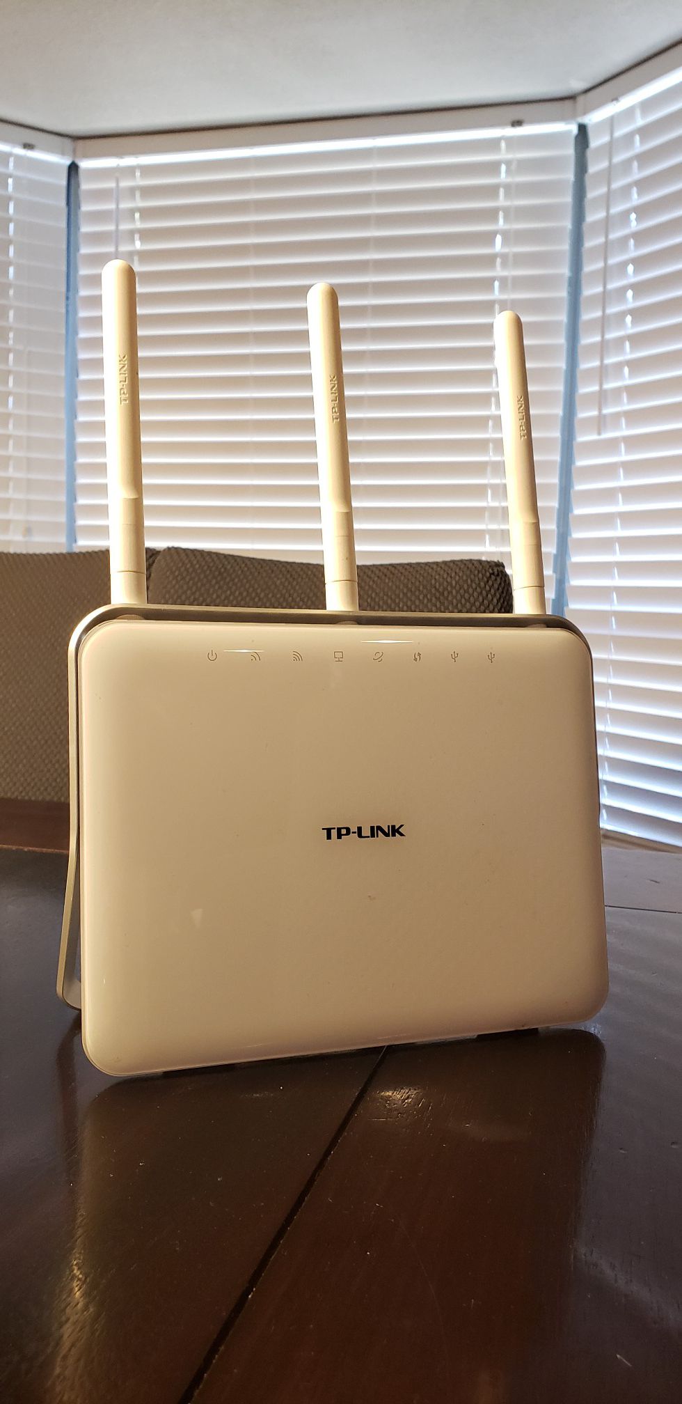 Wi-Fi router modem extenders