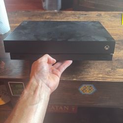 Xbox One X