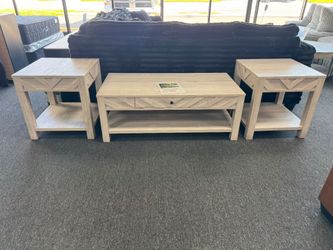 Coffee ☕️  tables and side tables 🚚WE DELIVER🚚