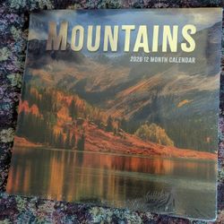 2026 Mountain Scene Large Callender