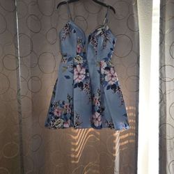 Floral blue occasion dress size 3/4