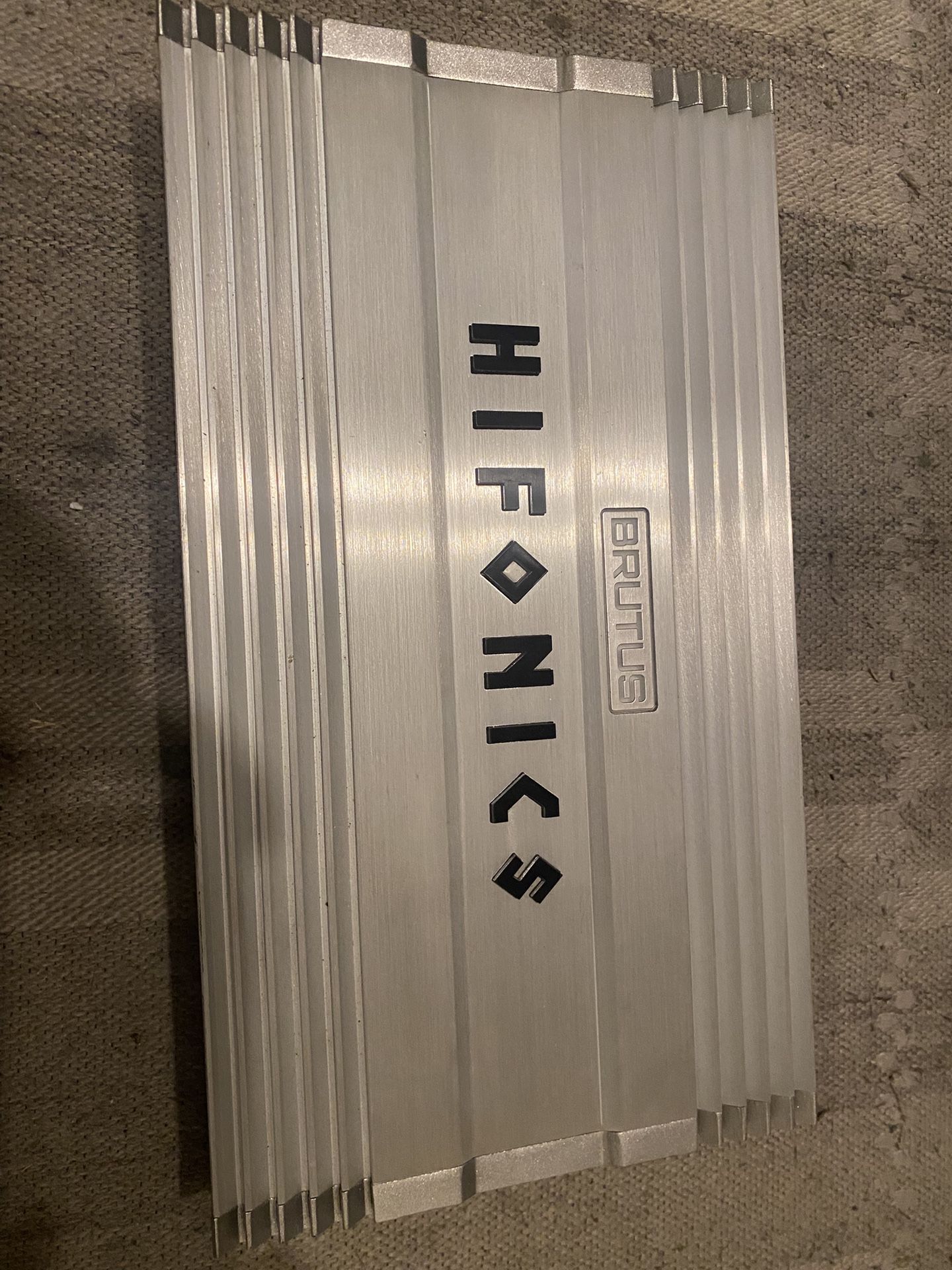 Hifonics AMPLIFIER AMPLIFICADOR