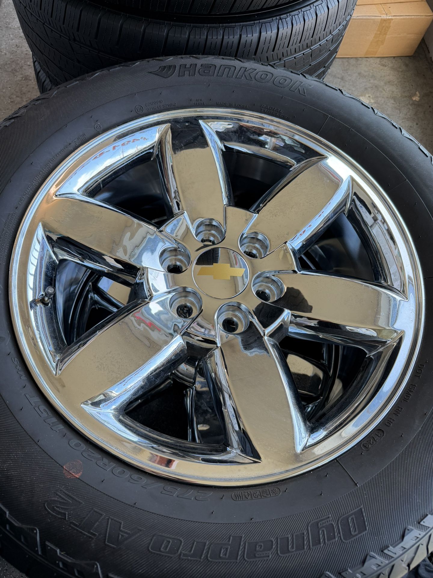 CHEVY Wheels & Tires