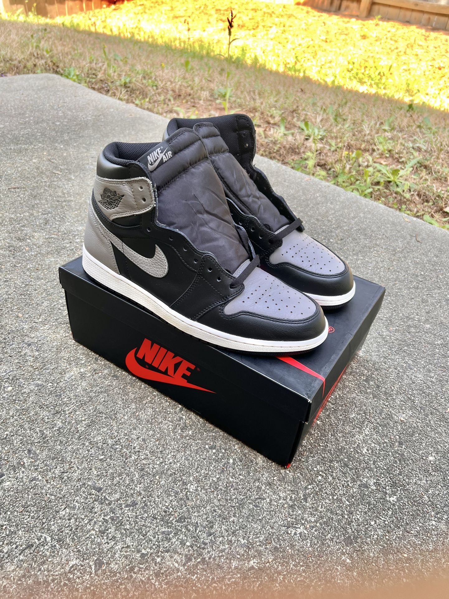 Air Jordan 1 OG Retro High “Shadow” Mens Size 12