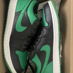 AIR JORDAN 1 LOW Black Lucky Green