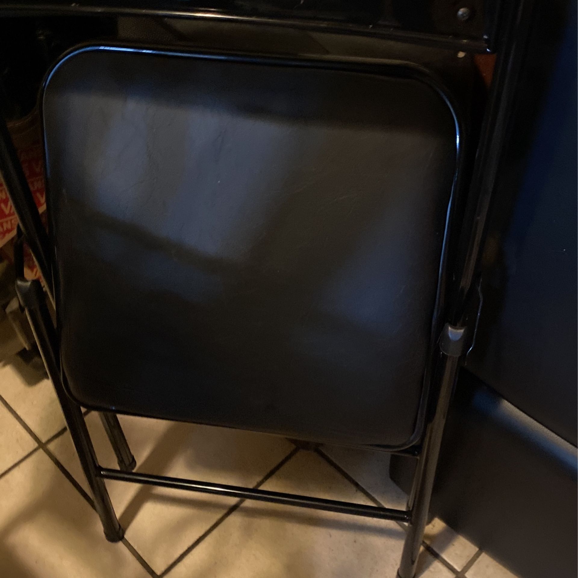 Massage Table And. Chair 