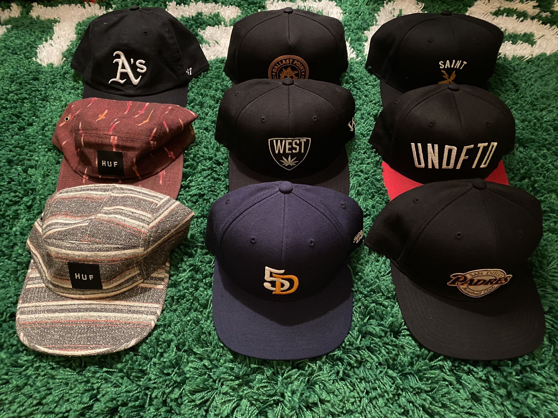 Bundle SnapBack & 6-Panel Hats 