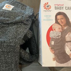 Ergobaby Baby Carrier With Infant Insert
