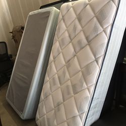 TWIN BED WITH MATTRESS 