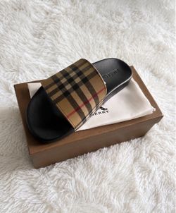 Burberry slides