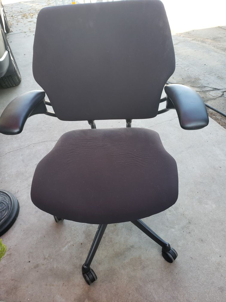 PRICE REDUCED Desk chair