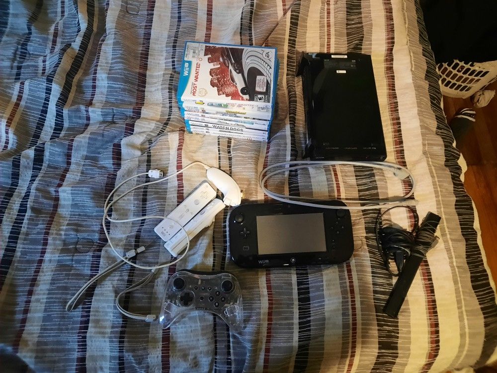 Nintendo Wii U with Games