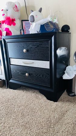 3-piece bedroom set with bed, dresser, and small nightstand.