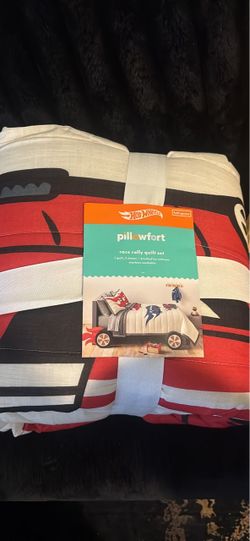 Pillowfort Hot Wheels Race Rally Quilt Set Full/Queen