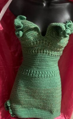Green Crochet dress size medium-Large