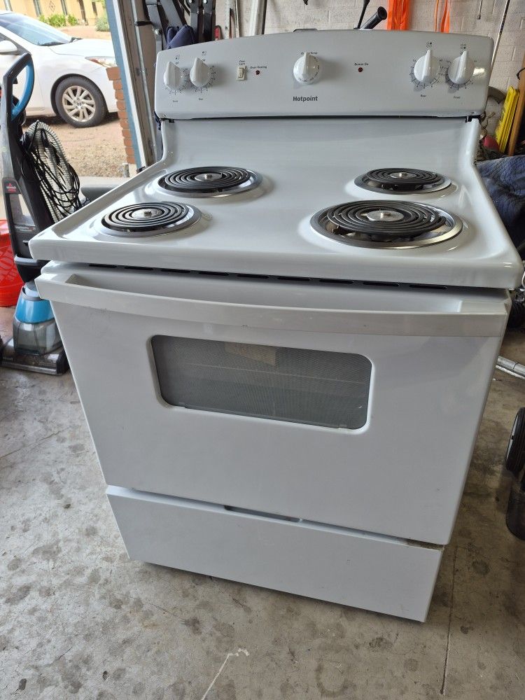 Hotpoint Stove