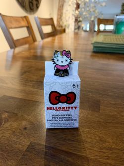 Loungefly Hello Kitty and Friends Day of the Dead Blink Box Pins