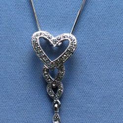 Sparkling Triple Crystal Heart Necklace On Snake Chain *Ship Nationwide Or Pickup Boca Raton