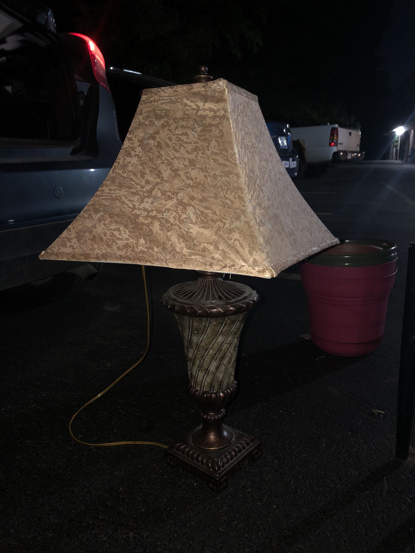 Table lamp $10 OBO