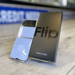 Samsung Galaxy Z Flip 4 5G (Unlocked)