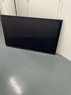LG 55” 4K UHD Smart TV