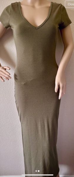 Army Green Ribbed Knit V Neck T-shirt Casual Dress Medium 6 NWT 