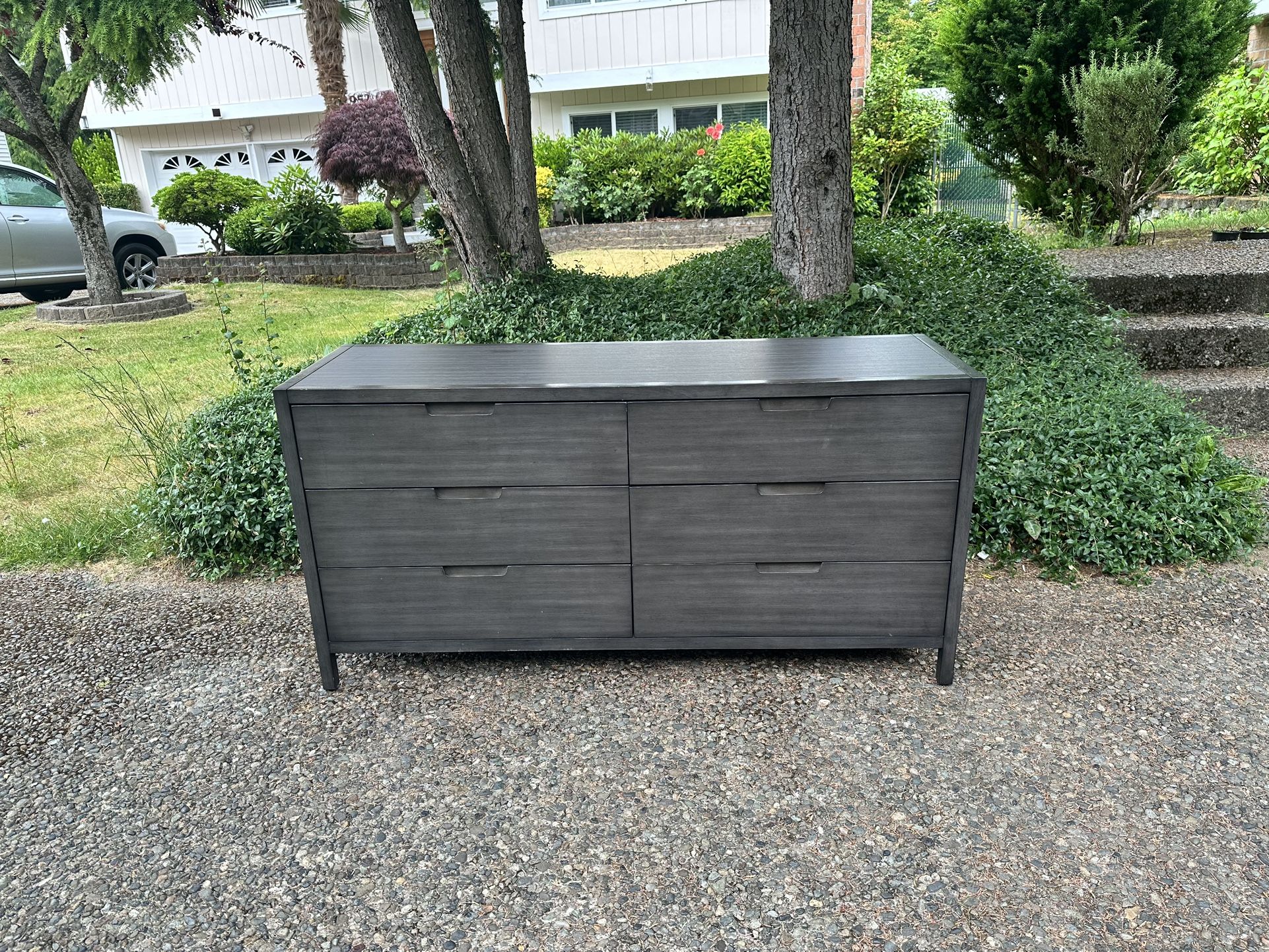 Solid wood dresser