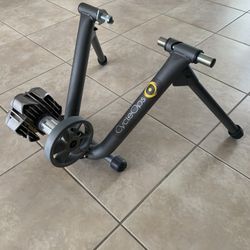 CycleOps Fluid Trainer
