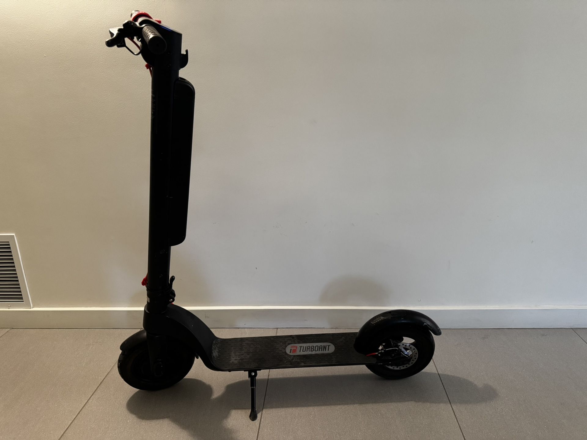 TurboAnt X7 Pro Electric Scooter