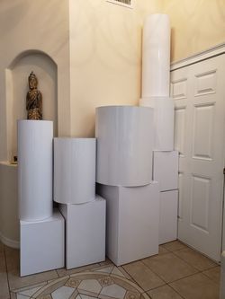 Columns for party...