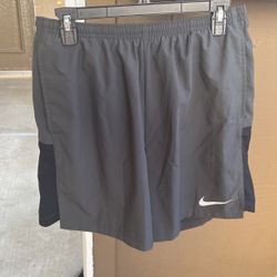 Nike Running Shorts Mens L
