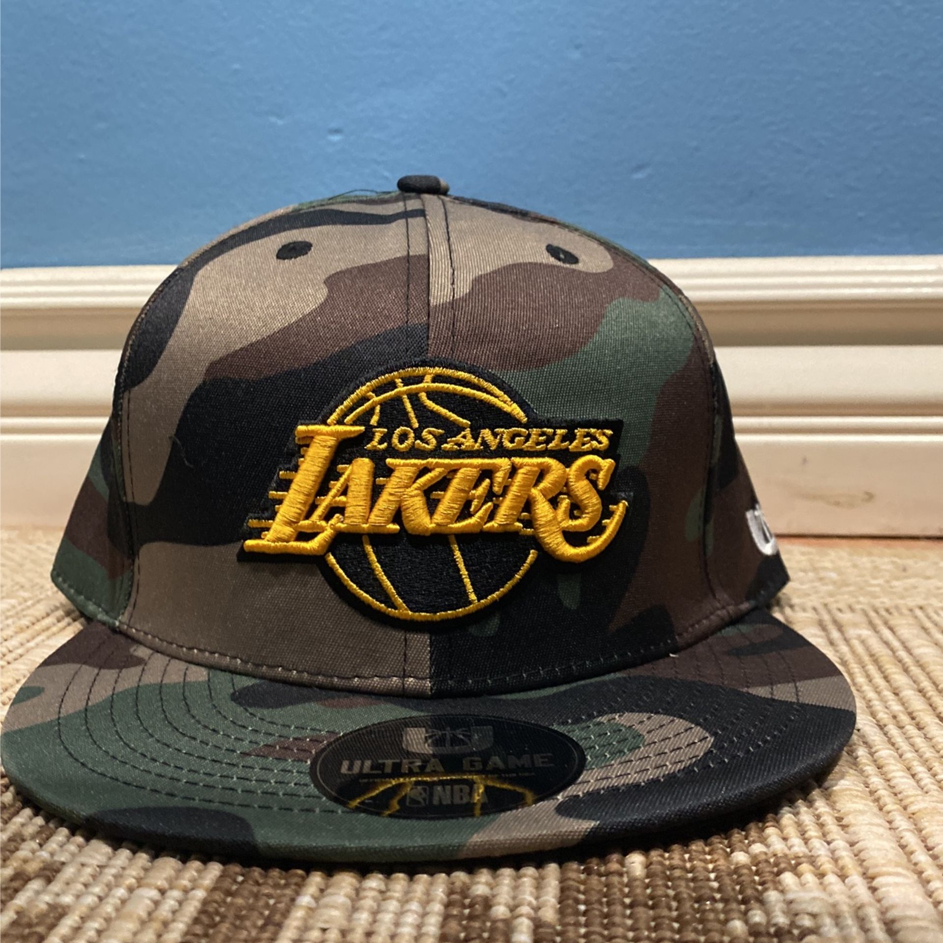 Lakers: Camouflage Hat Ultra Game