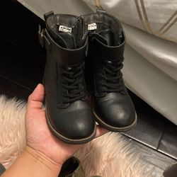 Combat Boots 