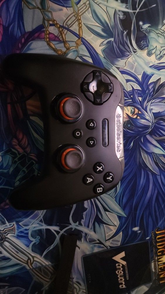SteelSeries Stratus XL Controller, 20$ OBO