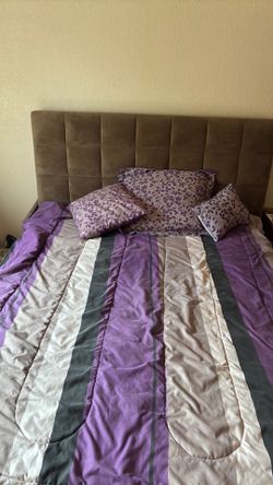 Bedroom set with queen size bed