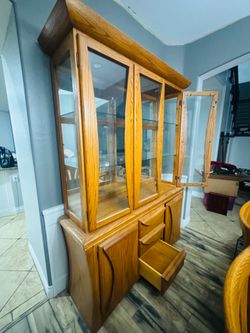 Oak dining set with China hutch