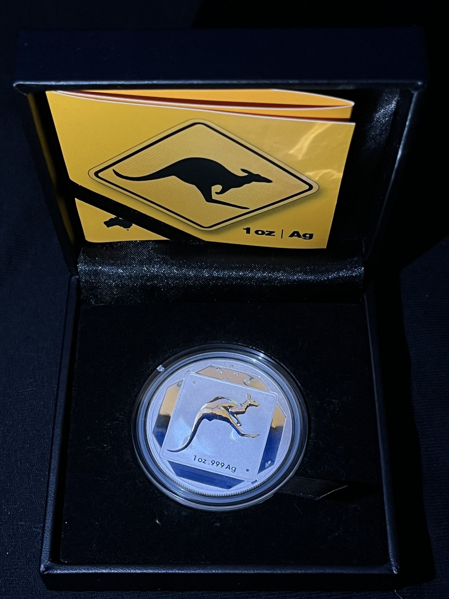 2013 Australia Road Sign Series - Kangaroo Silver .999 Frosted UNC $1 Coin & COA