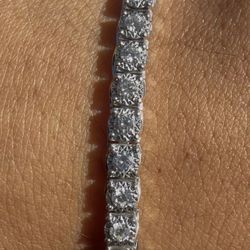 18k Gold Diamond Tennis Bracelet