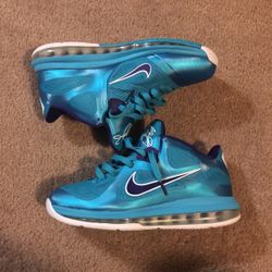 NIKE LEBRON 9 LOW ‘SUMMIT LAKE HORNETS’ SIZE 8 - BOX NOT INCLUDED ** BRAND NEW ** ** NEVER BEEN WORN ** ** MUST BE ABLE TO MEET IN DMV AREA **