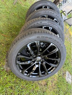 22” Rims Cadillac Chevy Gmc
