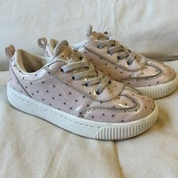 Toddler Carter Shoes Size 8