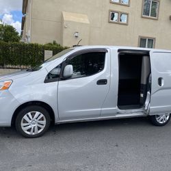 2015 Nissan Nv 200SV