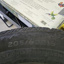 4 Snow Tires STUDDED 205/60R/16
