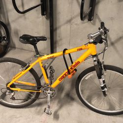 Cannondale F400 21spd Mountain Bike