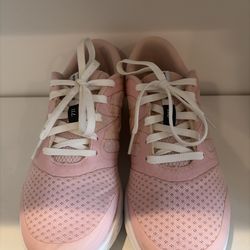 Pink new balance shoes