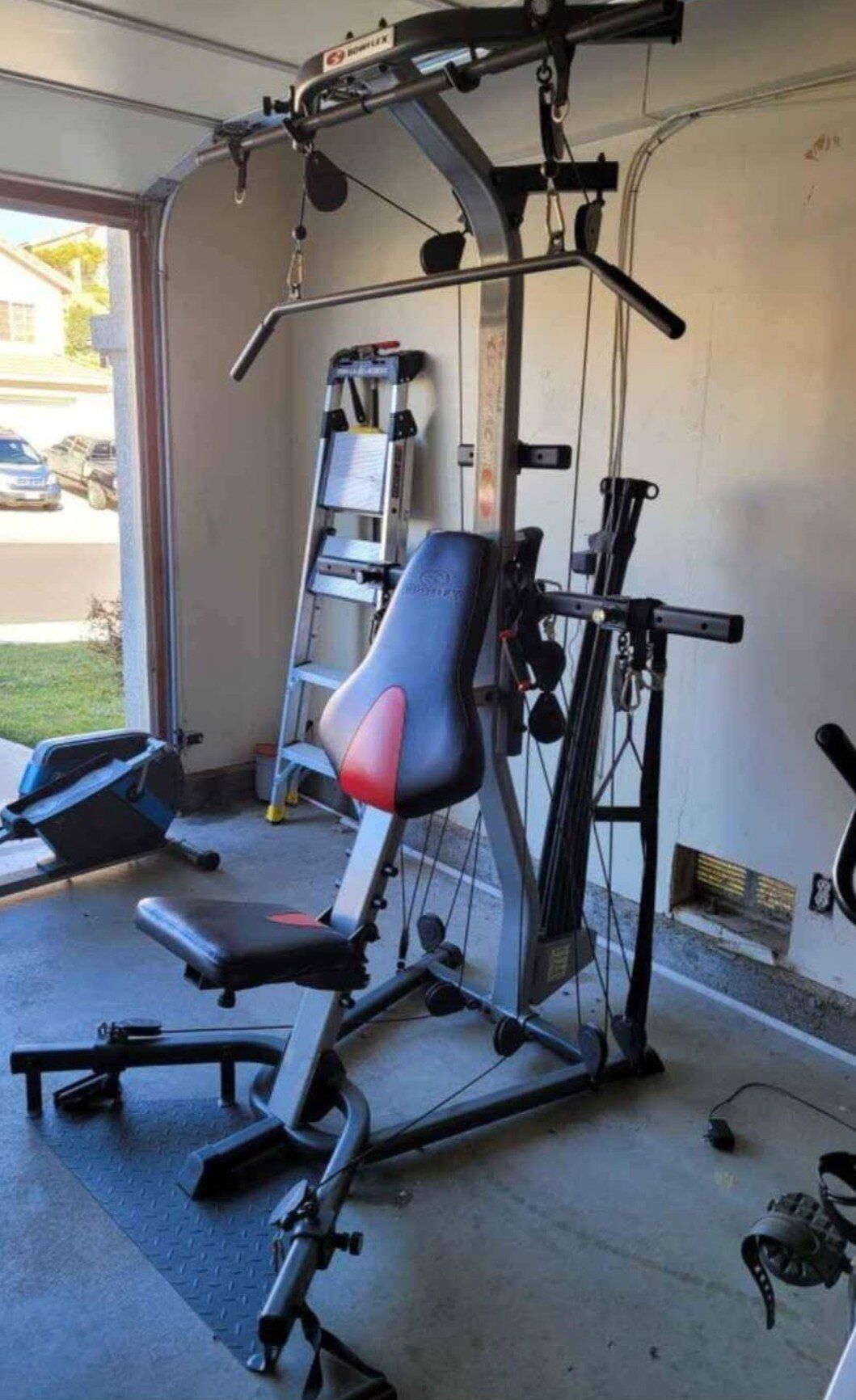 2021 Bowflex Gym Like New 210 lbs Resistance 53x49x83 Inches