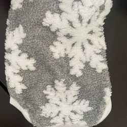 Dog ‘sweater’ - Large- For a Small Dog.