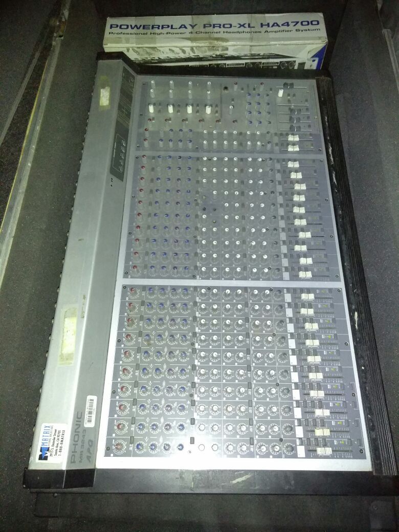 Mixer, phonic, mr 3243